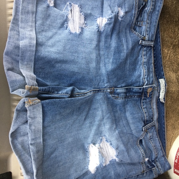 Torrid jean shorts size 26 - Picture 1 of 3